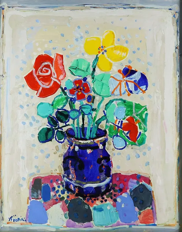 青い花瓶の花束