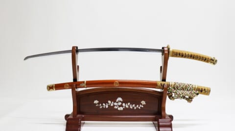 Japanese Sword (Mozoto) (Tachi Sword with Mitsuba Aoi Crest and Thread-Wrapped Mounting)